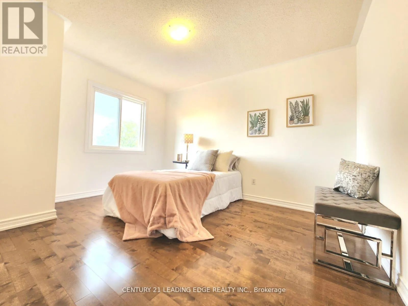 86 QUINCE CRESCENT
