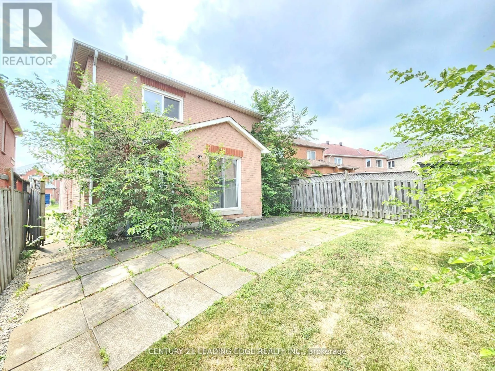 86 QUINCE CRESCENT