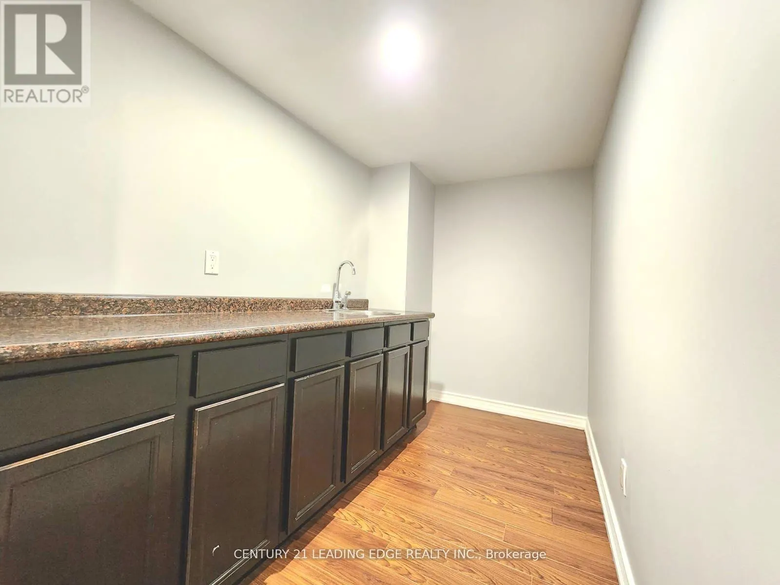 86 QUINCE CRESCENT