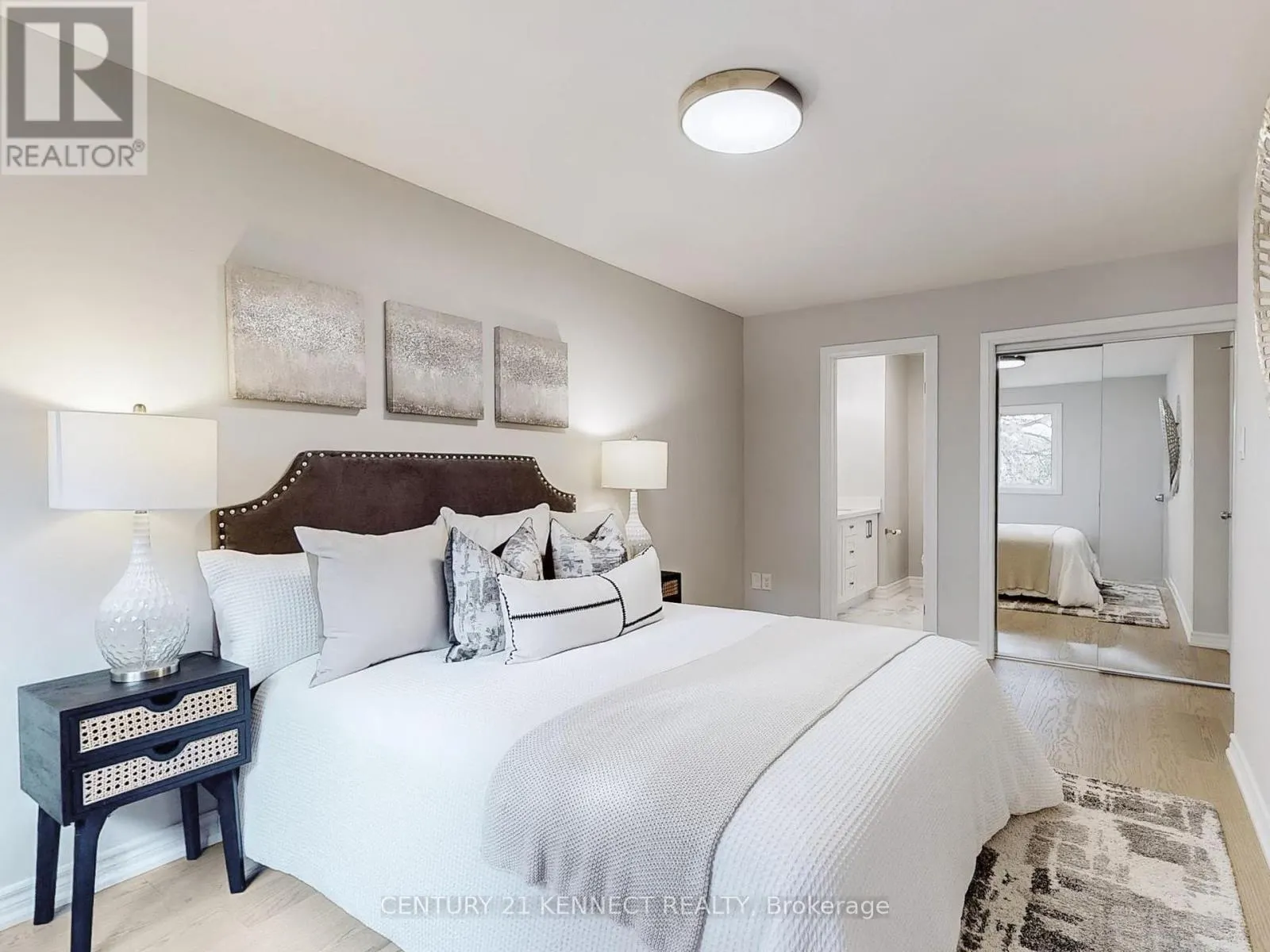 8 - 105 CARLTON ROAD