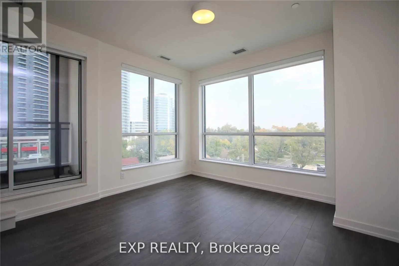 505 - 1 GRANDVIEW AVENUE