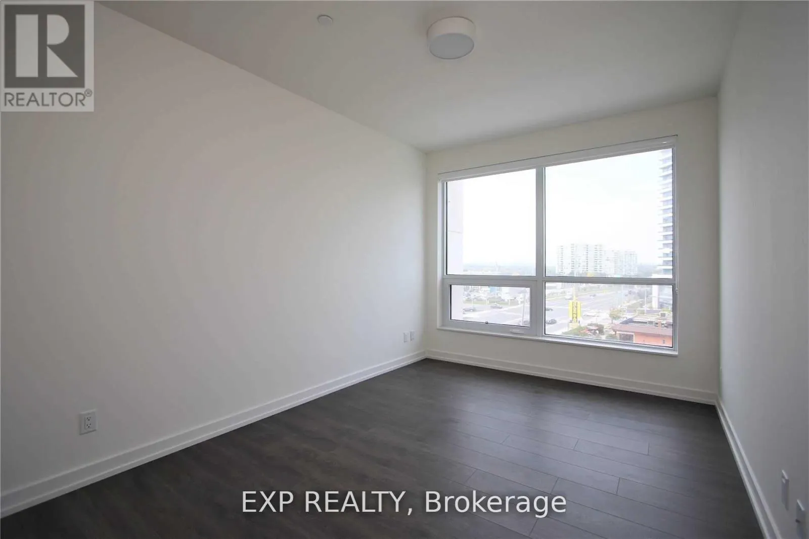 505 - 1 GRANDVIEW AVENUE