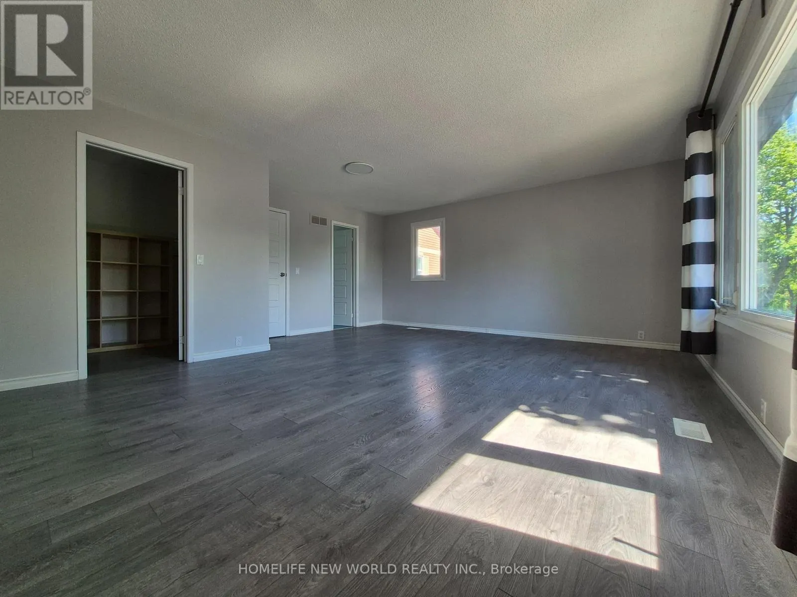 88 MADSEN CRESCENT