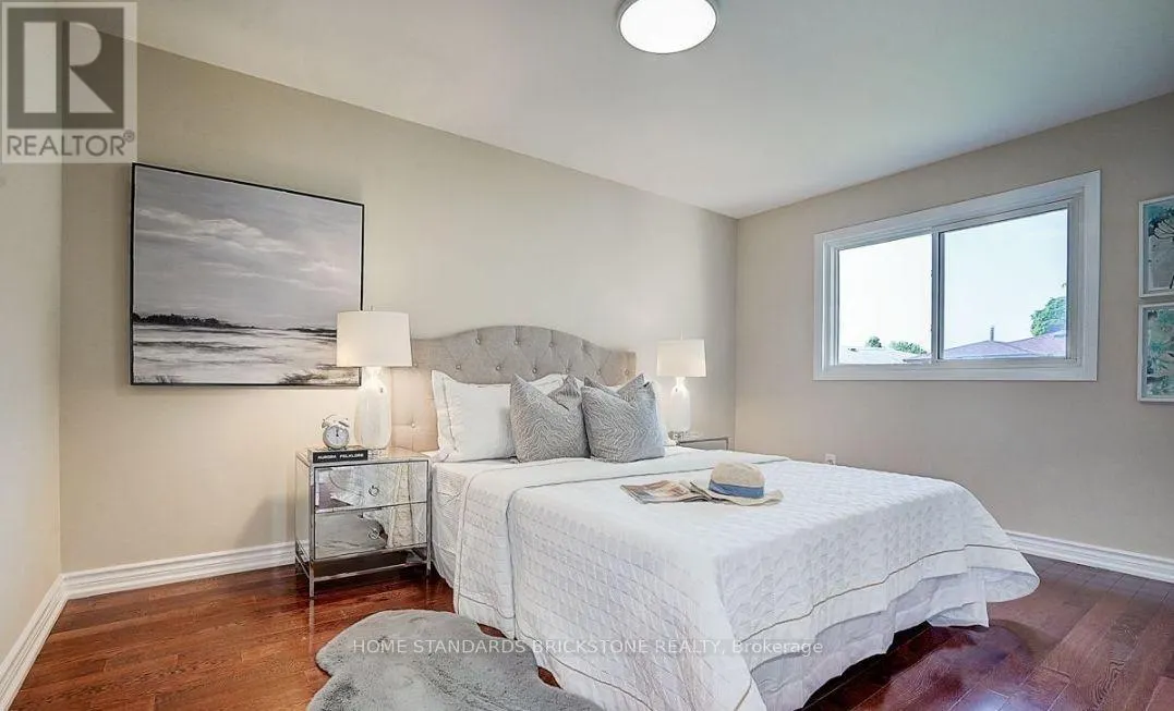 MAIN FLOOR - 24 BARRINGTON CRESCENT