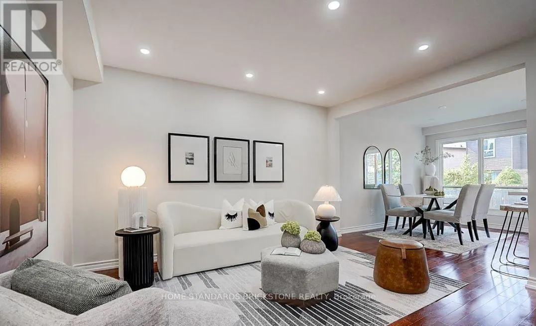 MAIN FLOOR - 24 BARRINGTON CRESCENT