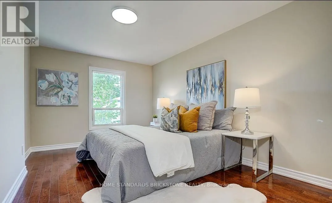 MAIN FLOOR - 24 BARRINGTON CRESCENT