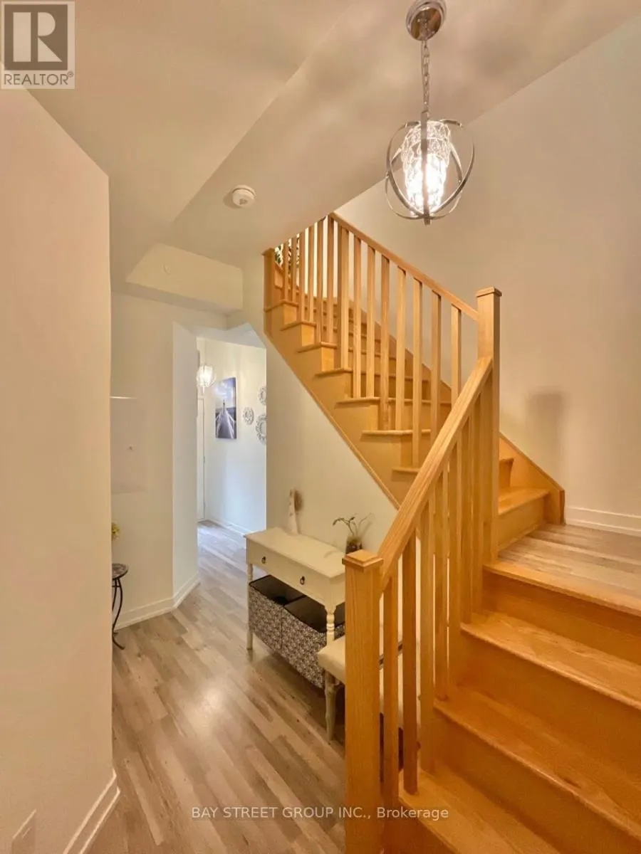 12 - 370 G RED MAPLE ROAD