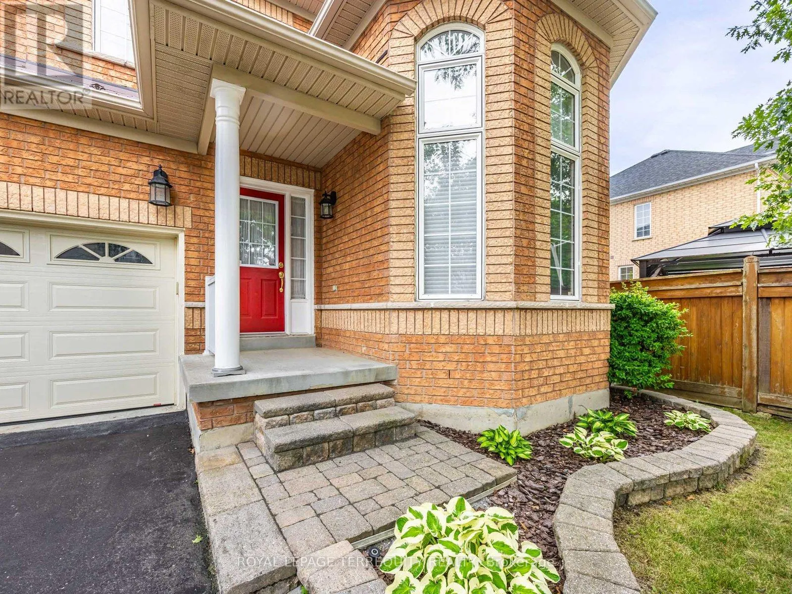11 AVOCET DRIVE