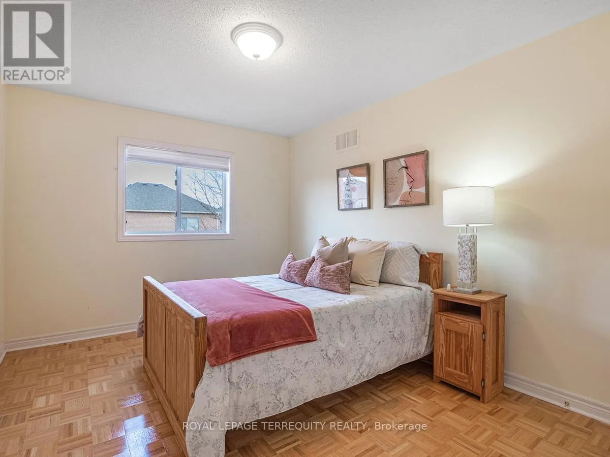 11 AVOCET DRIVE