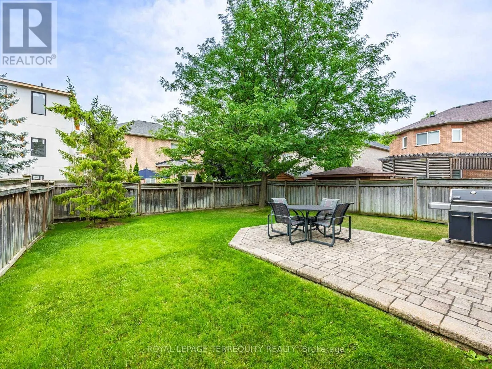 11 AVOCET DRIVE