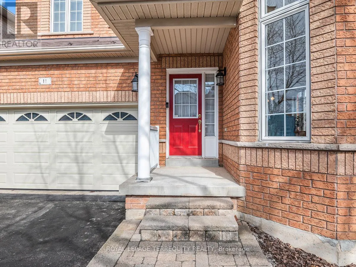 11 AVOCET DRIVE