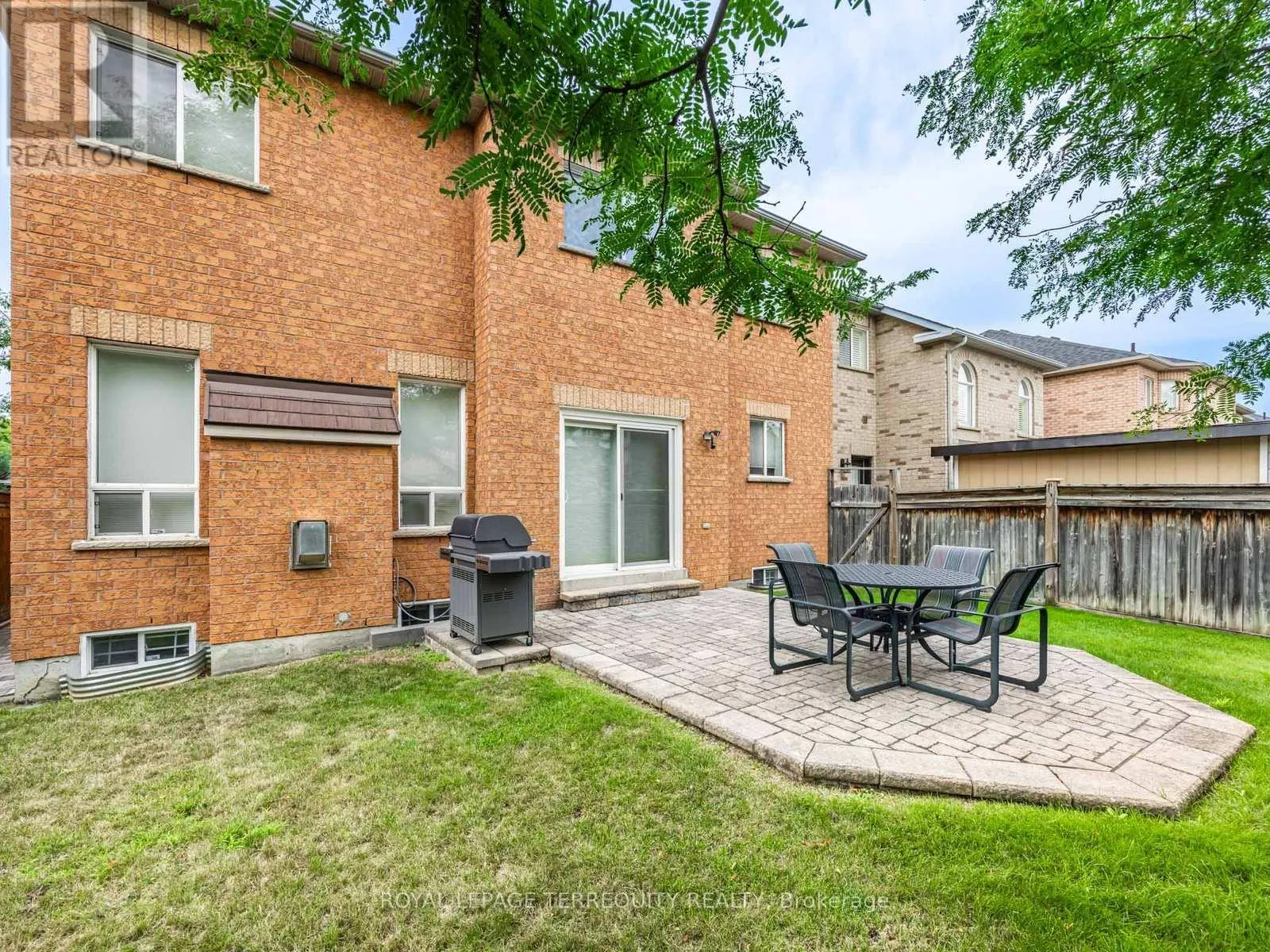 11 AVOCET DRIVE