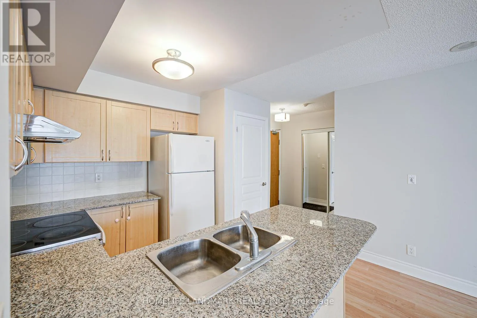 311 - 75 SOUTH TOWN CENTRE BOULEVARD