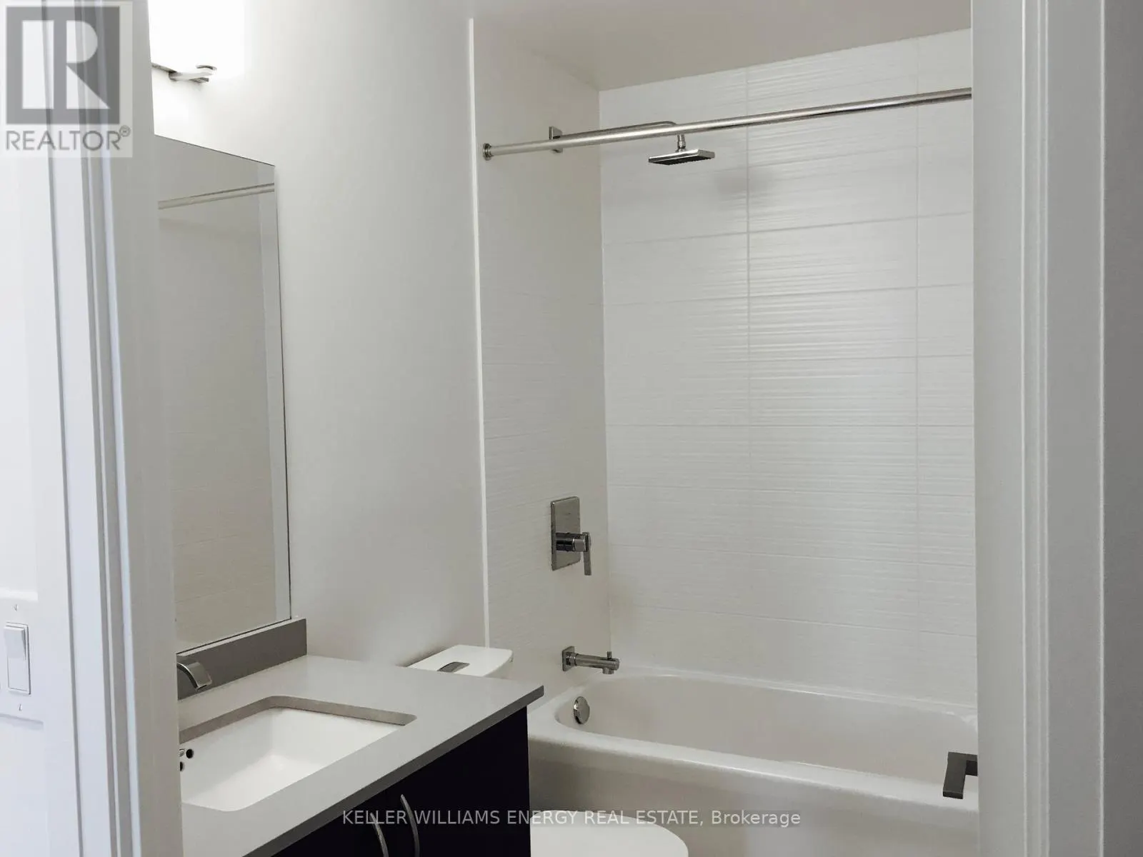 2611 - 3700 HIGHWAY 7 HIGHWAY, #2611