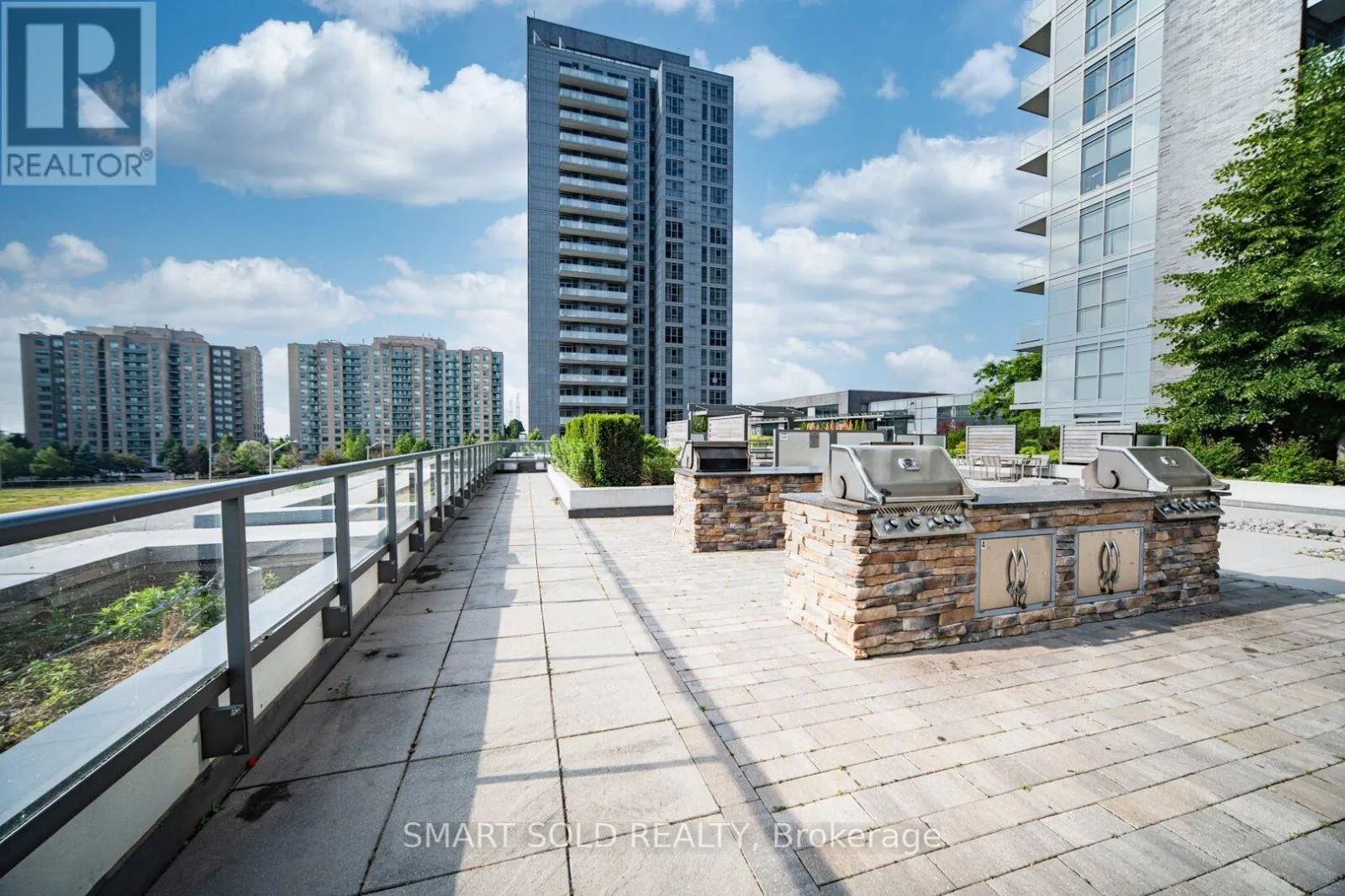 603 - 55 ONEIDA CRESCENT