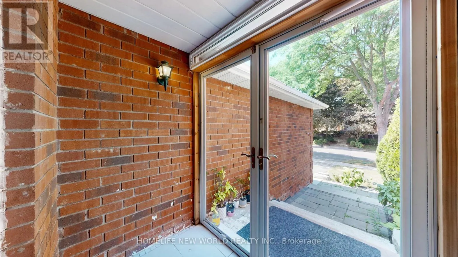 19 CHADBURN CRESCENT