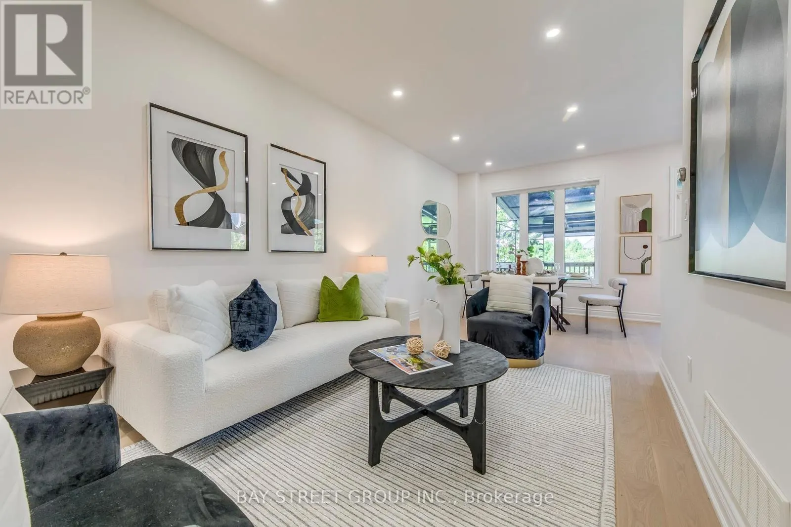 65 - 8 TOWNWOOD DRIVE