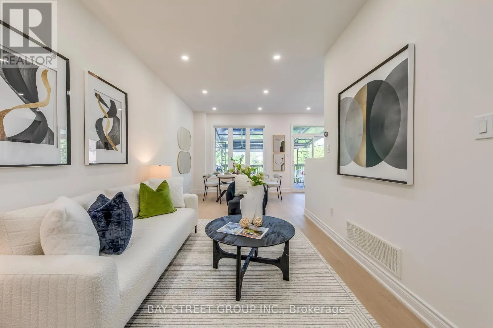 65 - 8 TOWNWOOD DRIVE