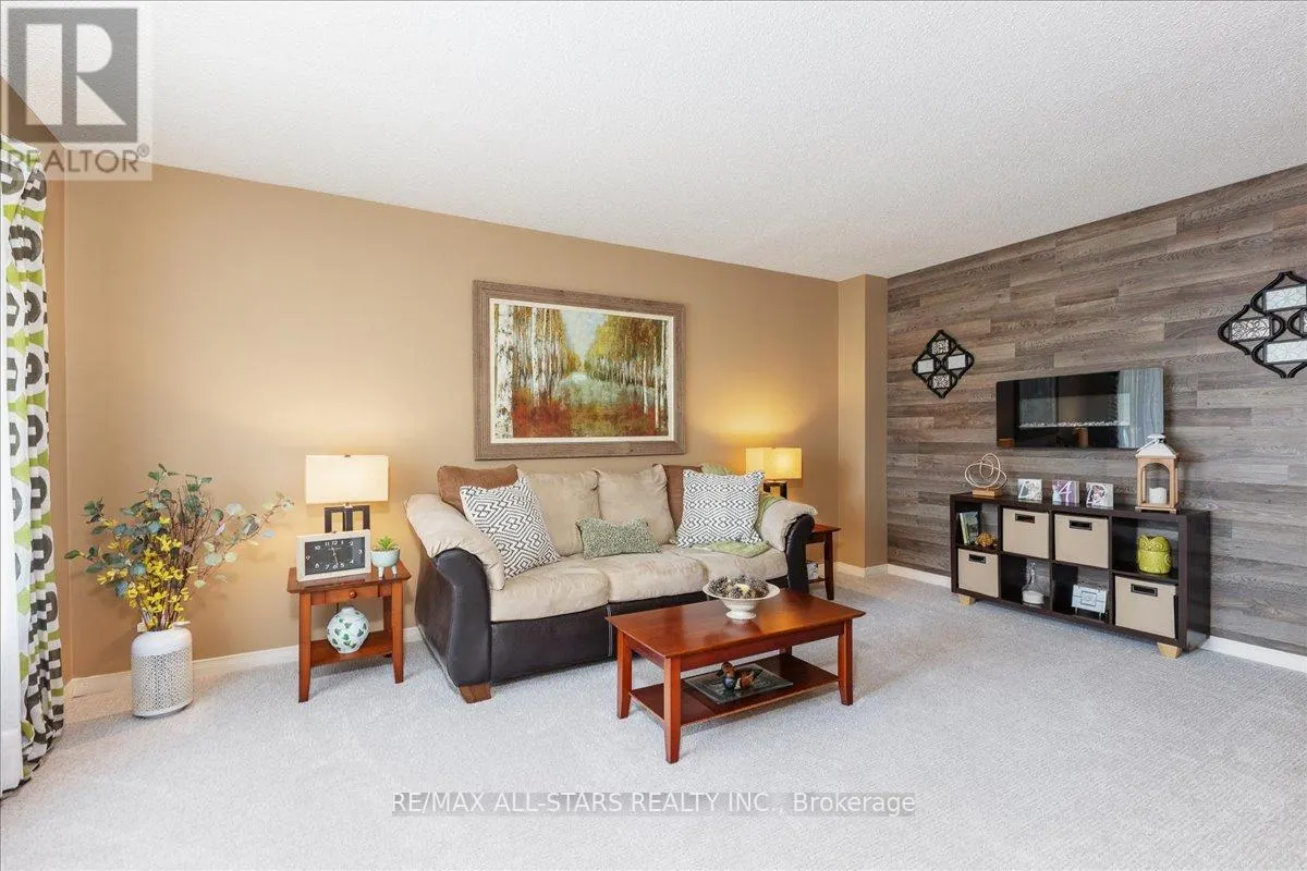 15 AILSA DRIVE