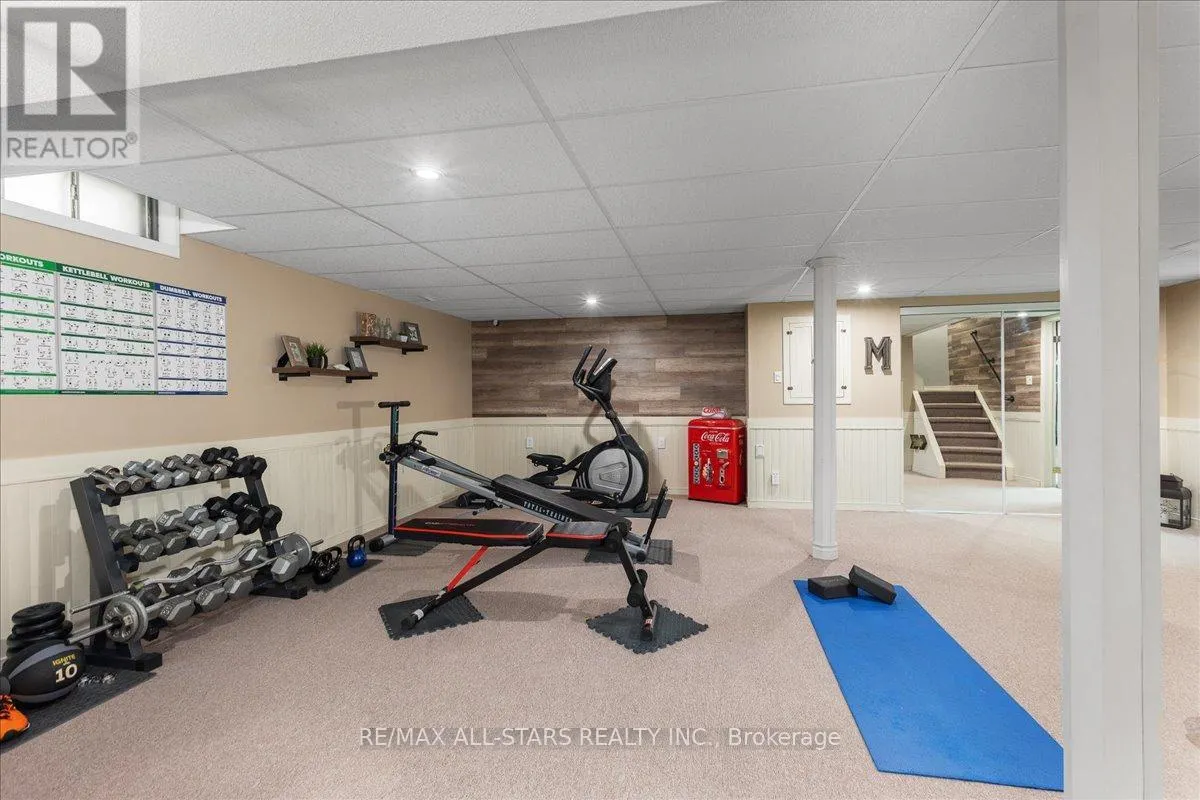 15 AILSA DRIVE