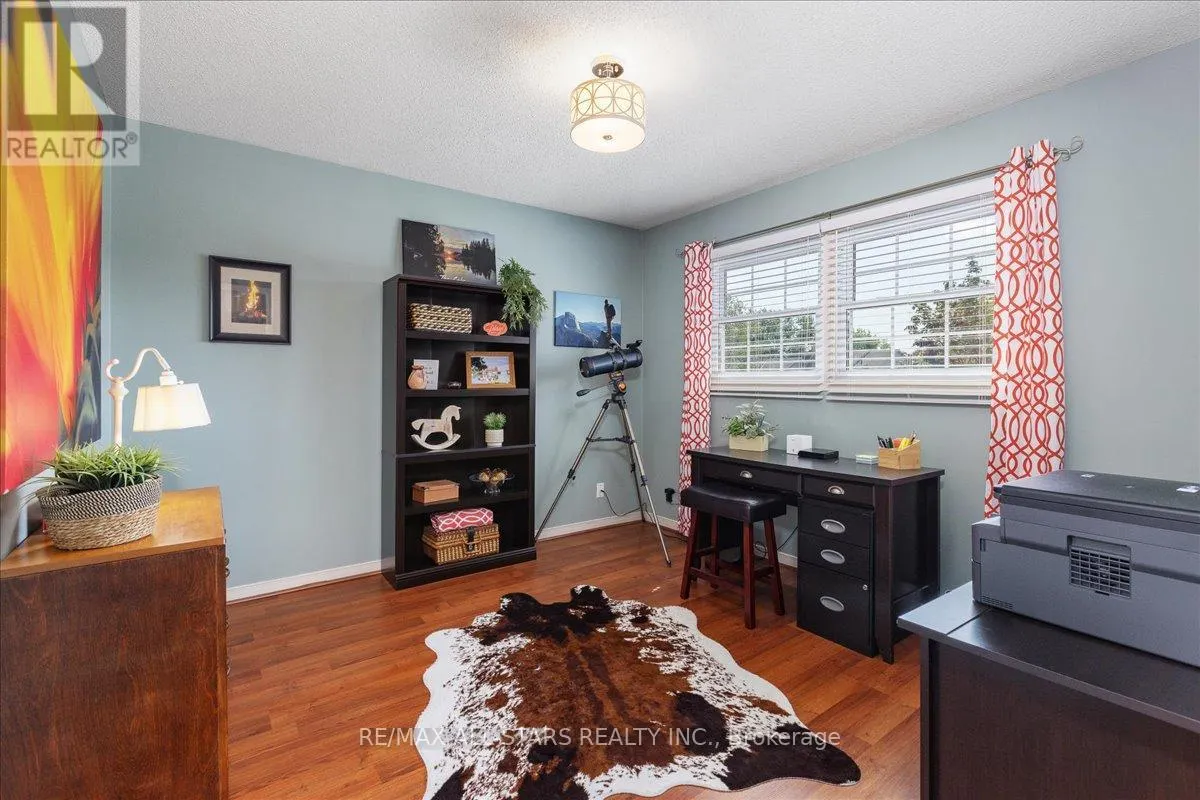 15 AILSA DRIVE