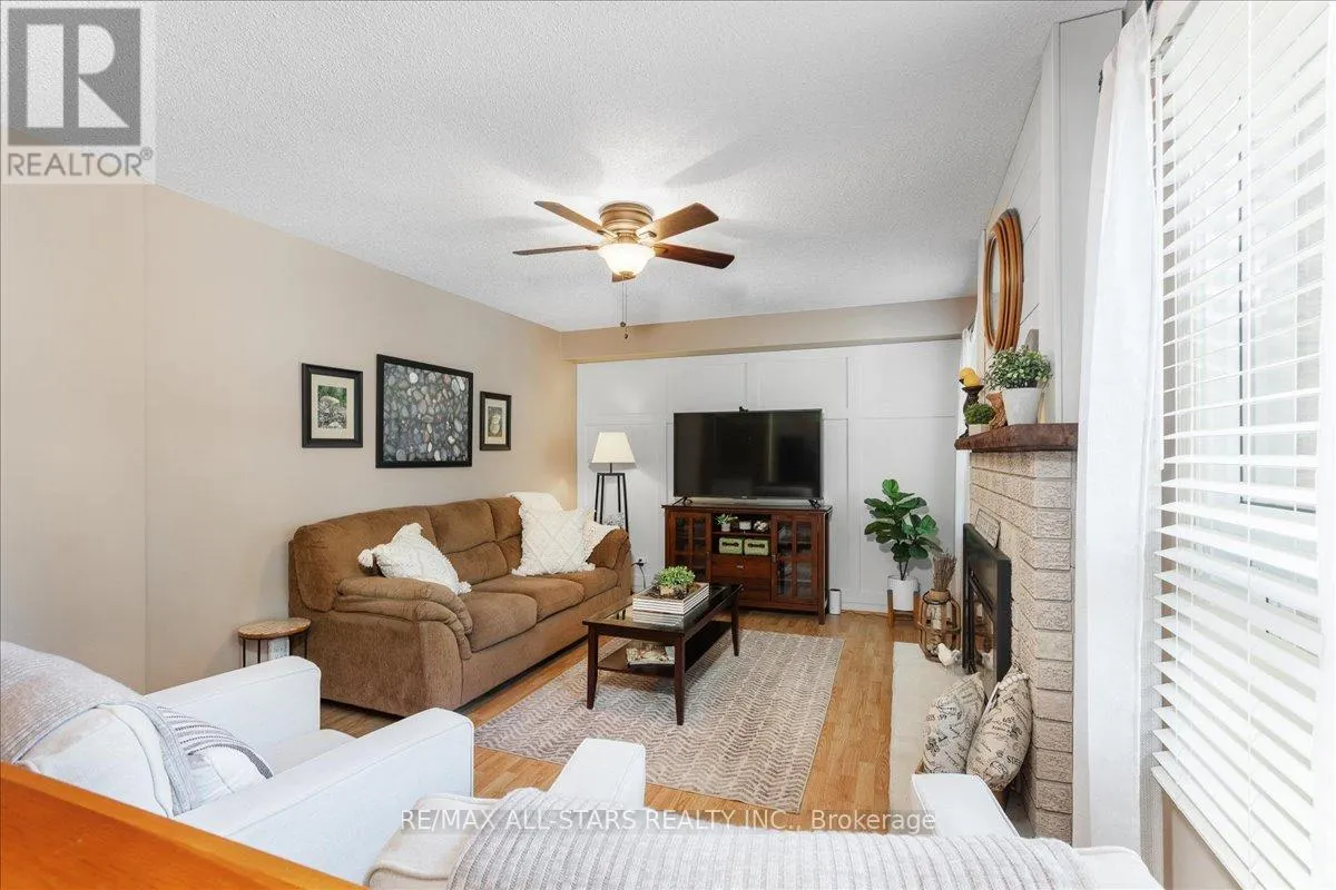 15 AILSA DRIVE
