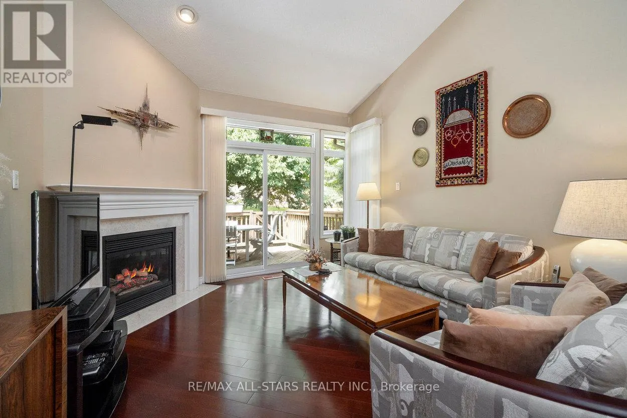 14 KINGFISHER COVE WAY