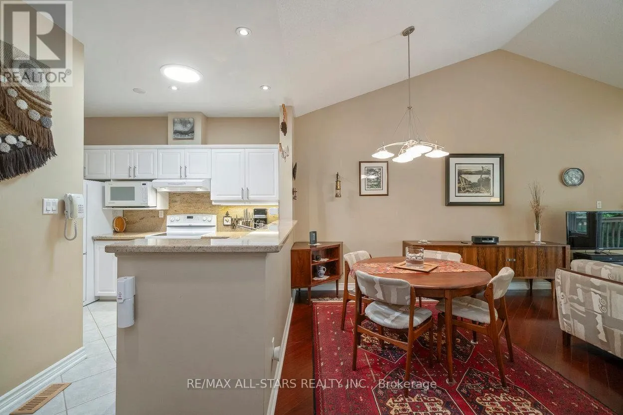 14 KINGFISHER COVE WAY