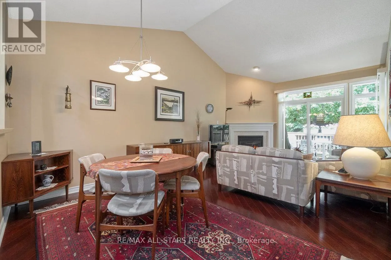 14 KINGFISHER COVE WAY