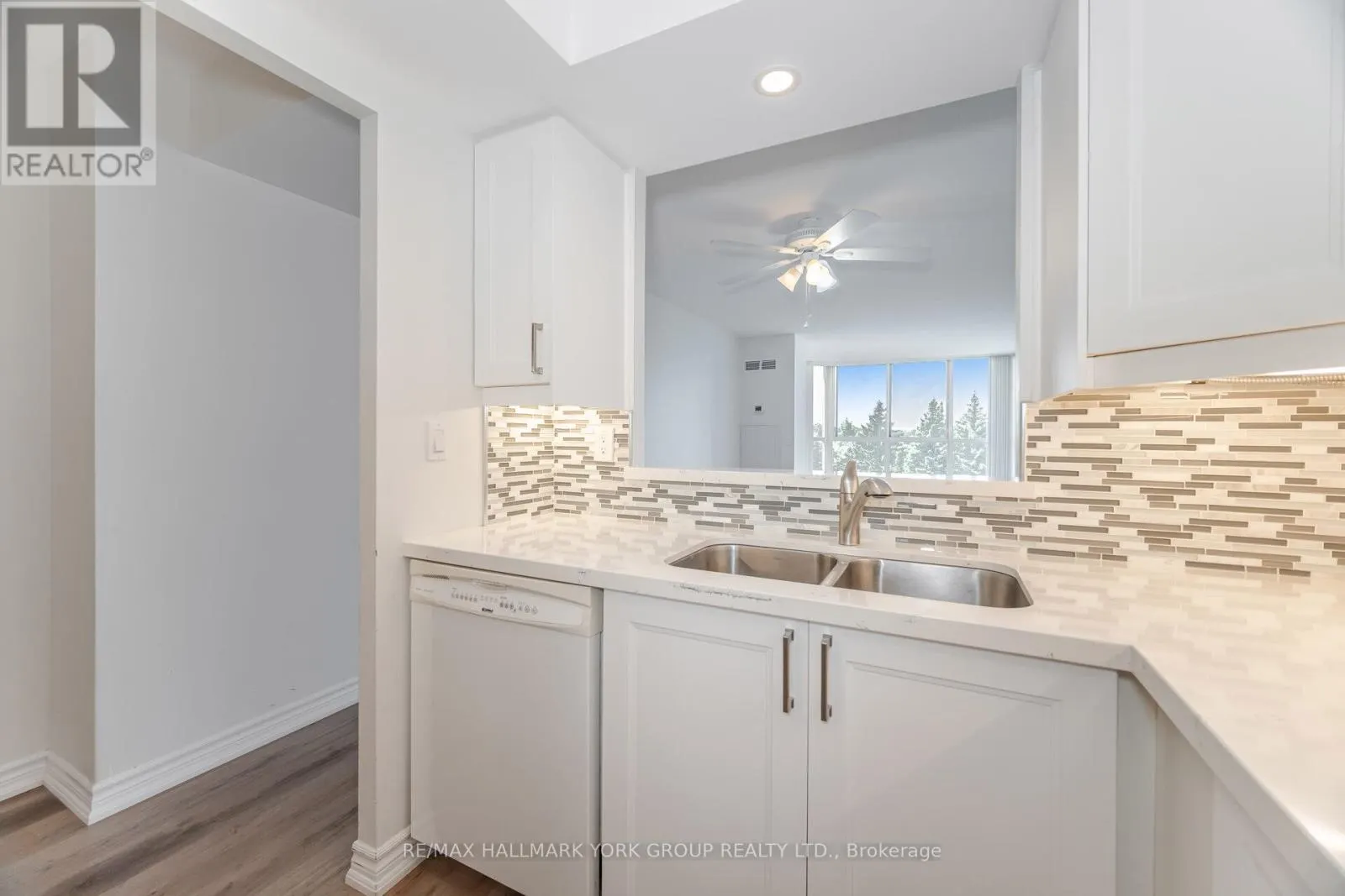 508 - 100 OBSERVATORY LANE