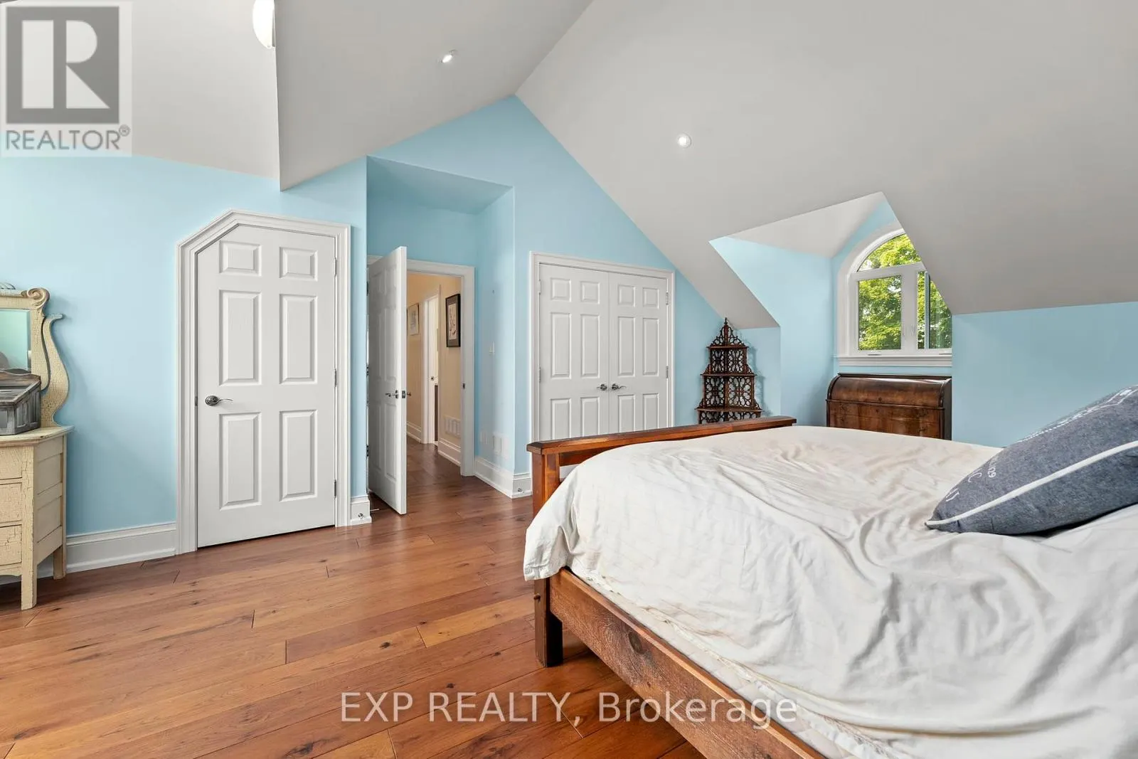 22 BLUE HERON DRIVE