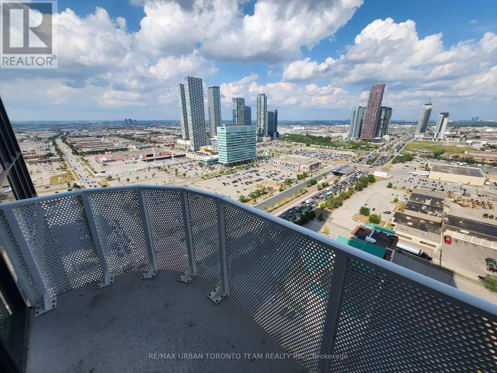 3105 - 28 INTERCHANGE WAY