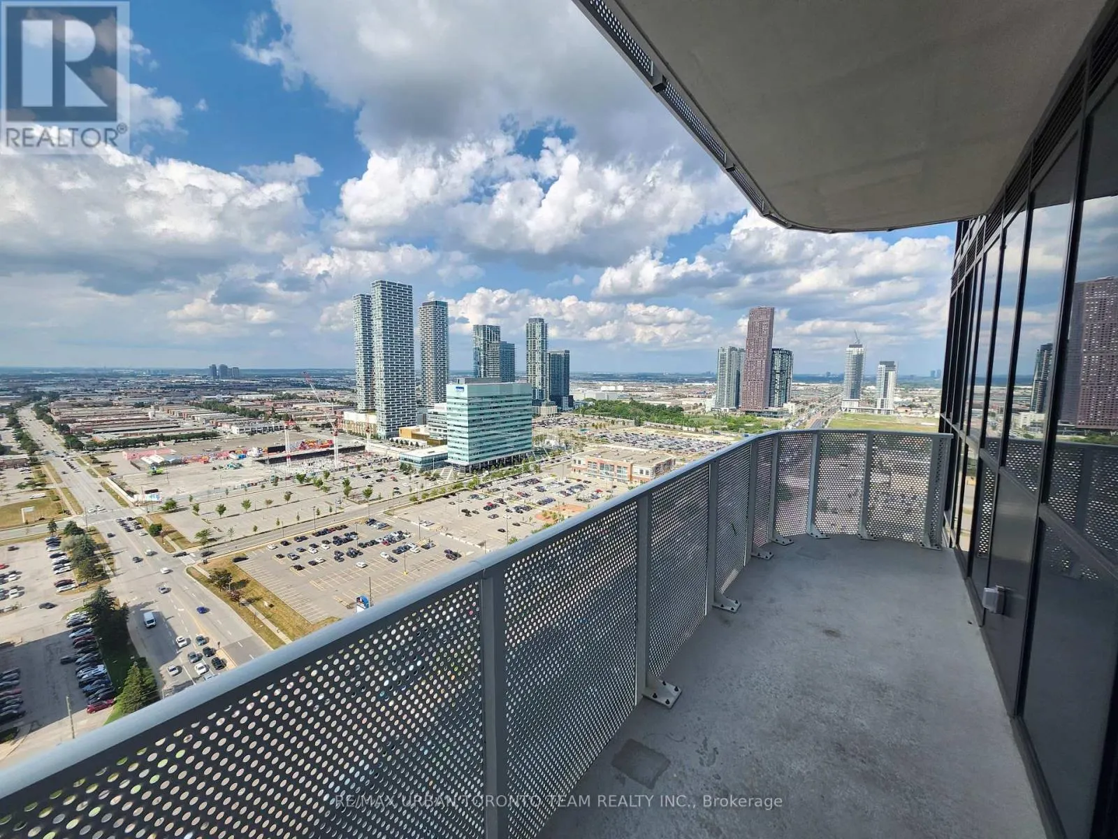 3105 - 28 INTERCHANGE WAY