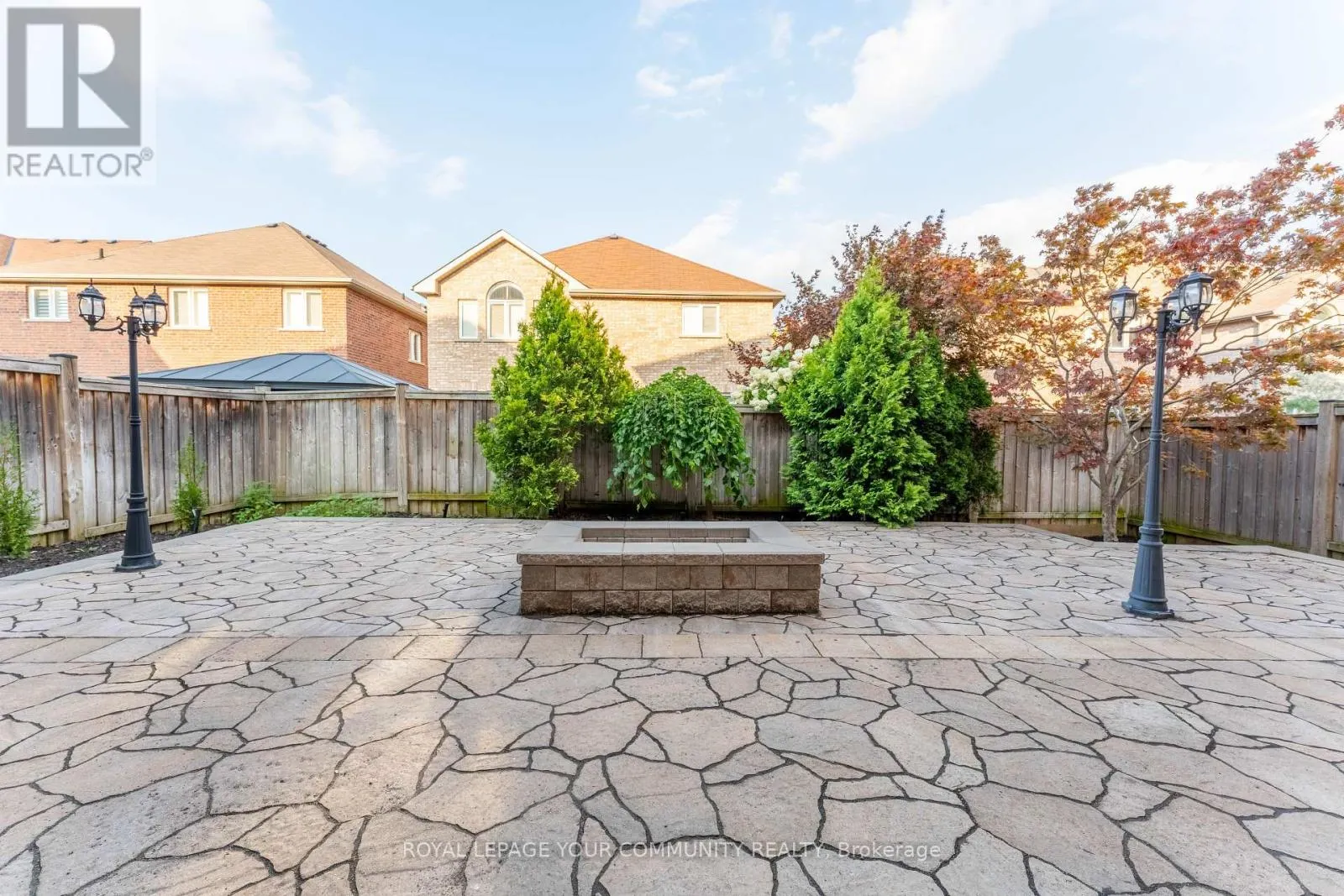 339 THOMAS COOK AVENUE
