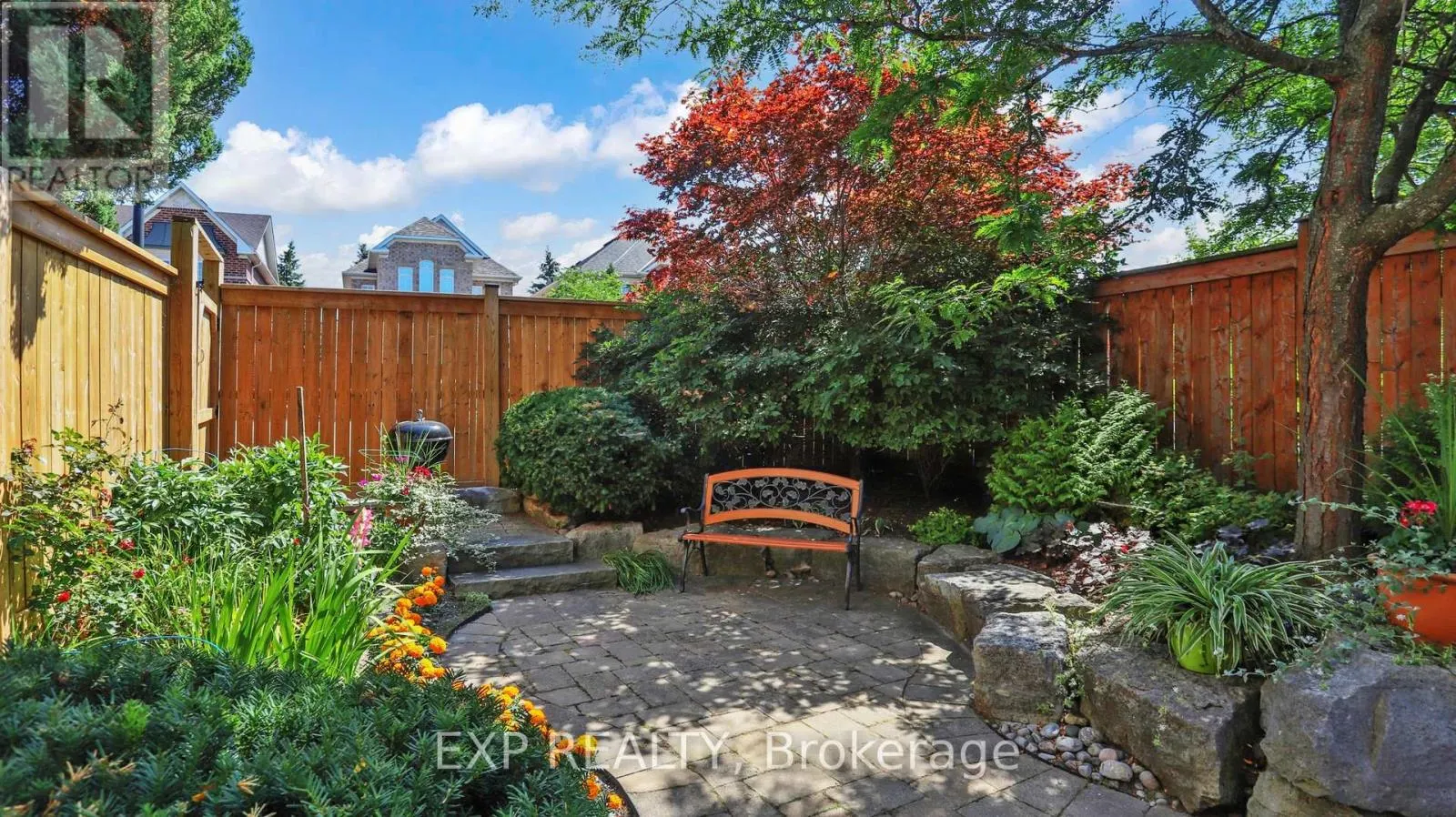 802 WALSH COURT