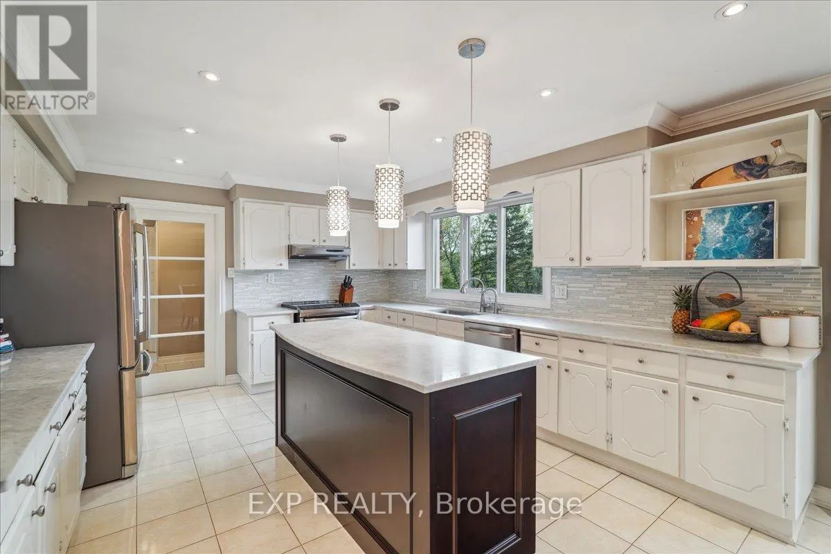 71 MANITOU DRIVE
