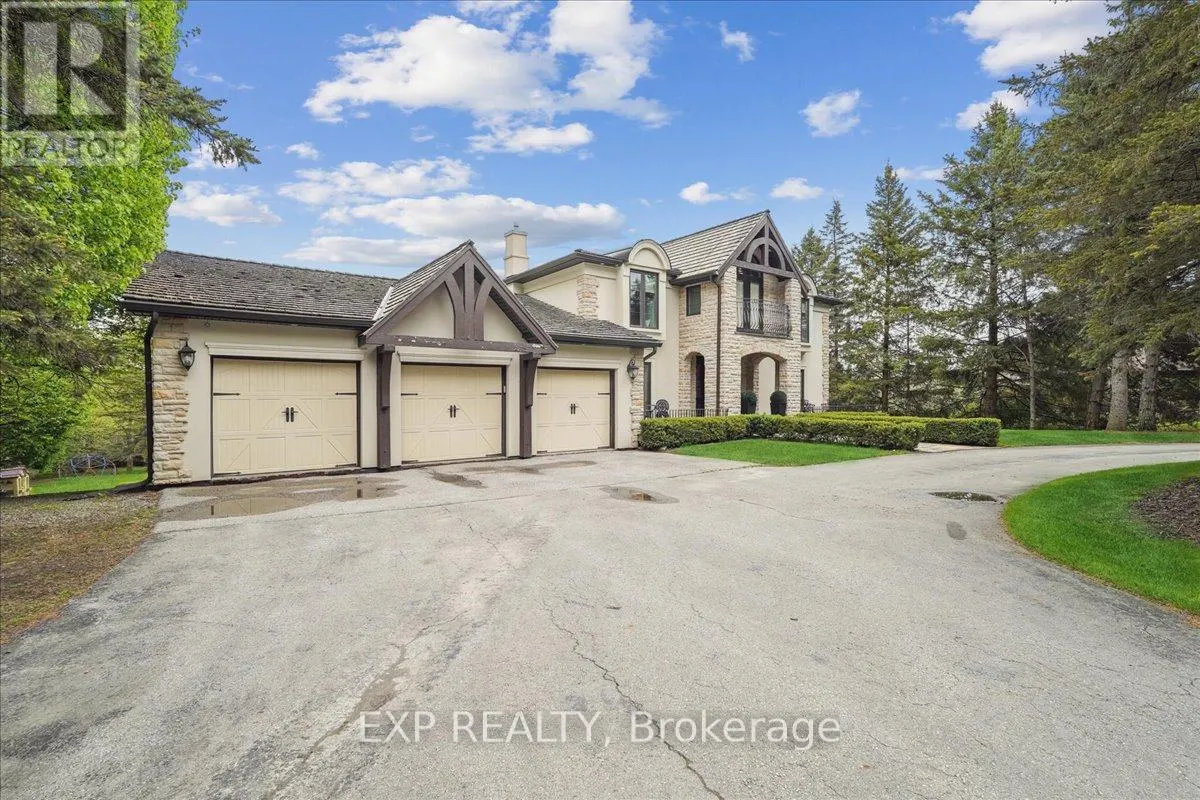 71 MANITOU DRIVE
