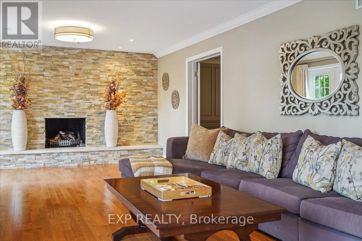 71 MANITOU DRIVE