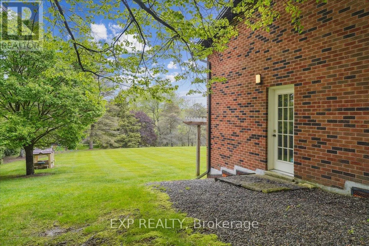 71 MANITOU DRIVE