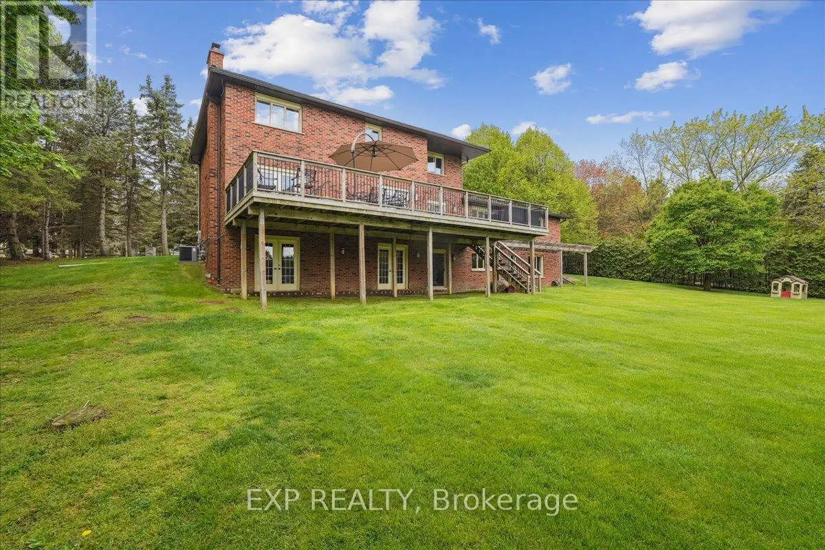 71 MANITOU DRIVE
