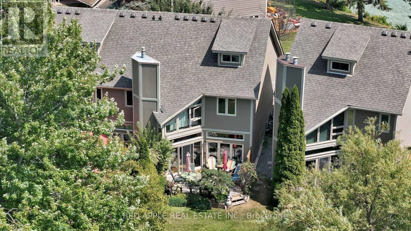 12 DAVY POINT CIRCLE