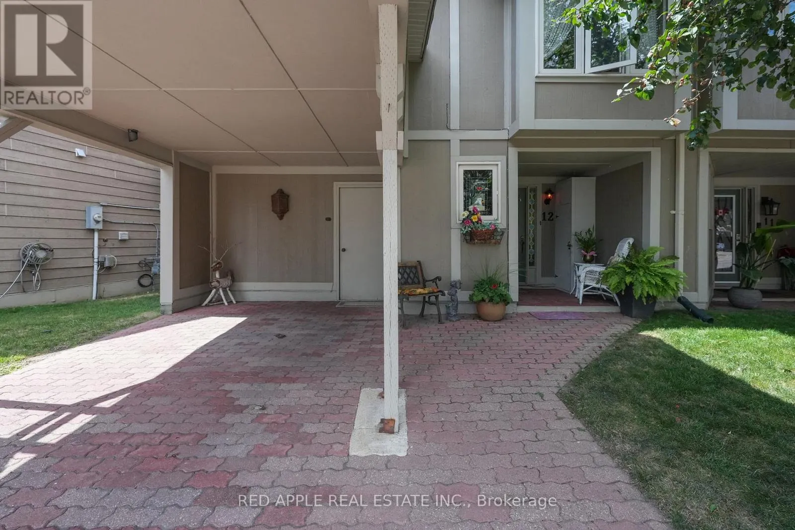 12 DAVY POINT CIRCLE