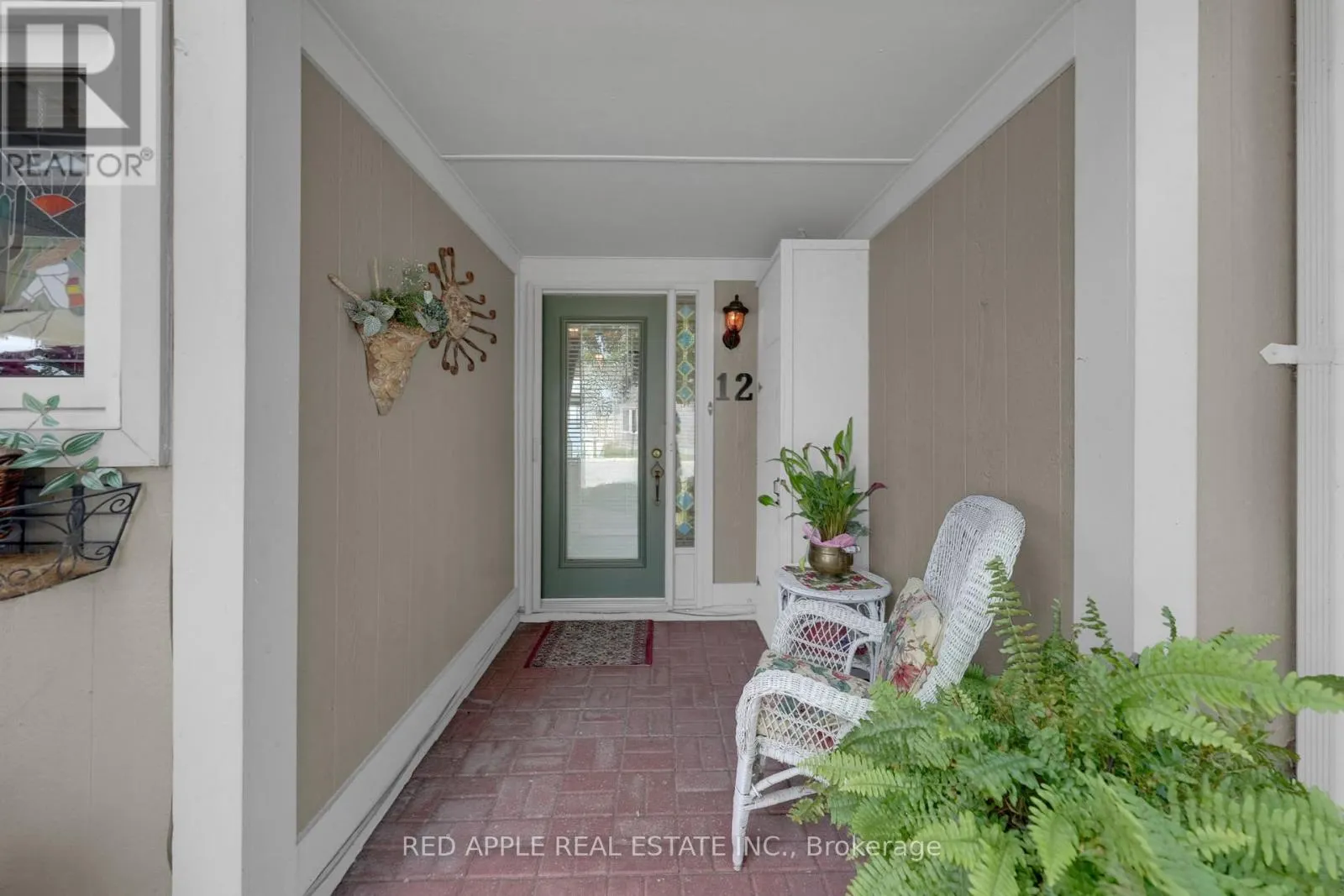 12 DAVY POINT CIRCLE
