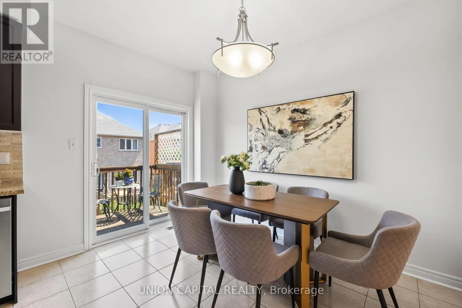 9 LANDWOOD AVENUE