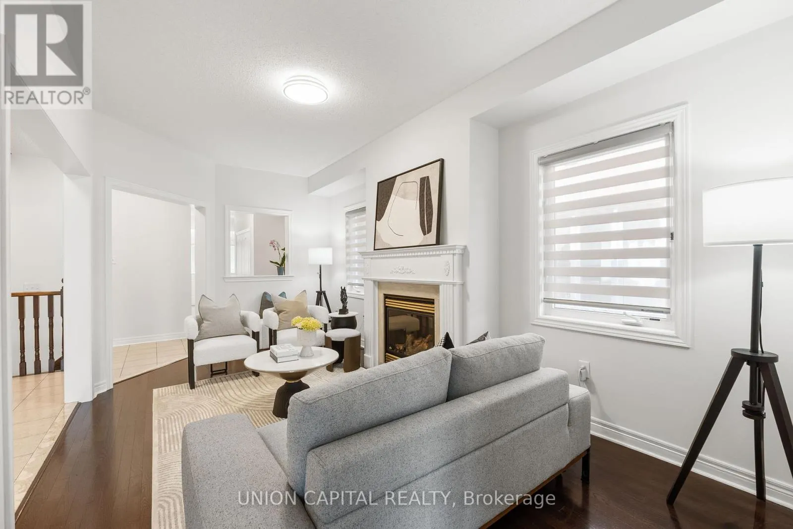 9 LANDWOOD AVENUE