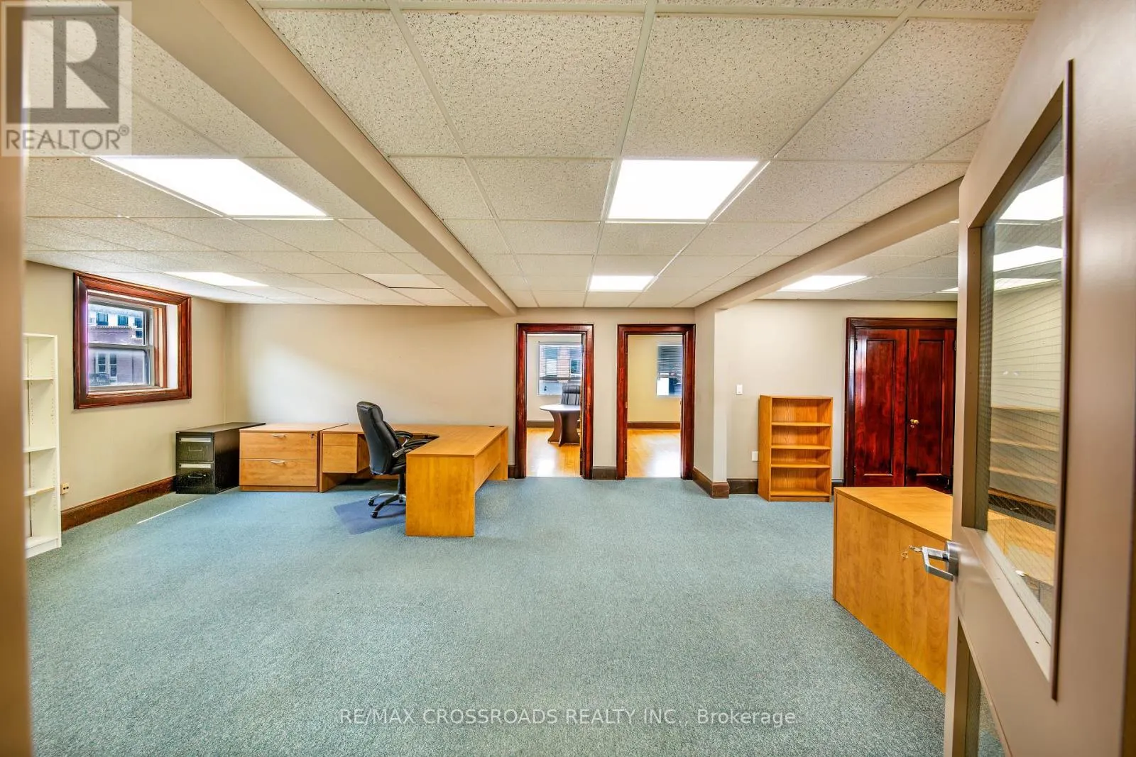 4 - 15221 YONGE STREET