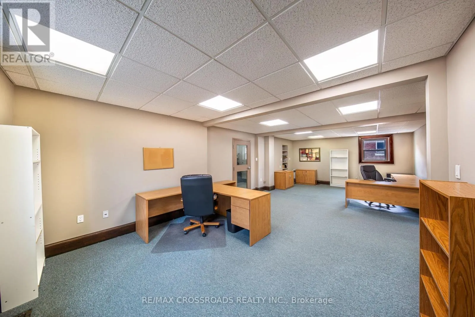 4 - 15221 YONGE STREET