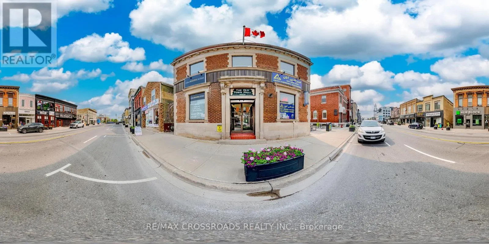 4 - 15221 YONGE STREET