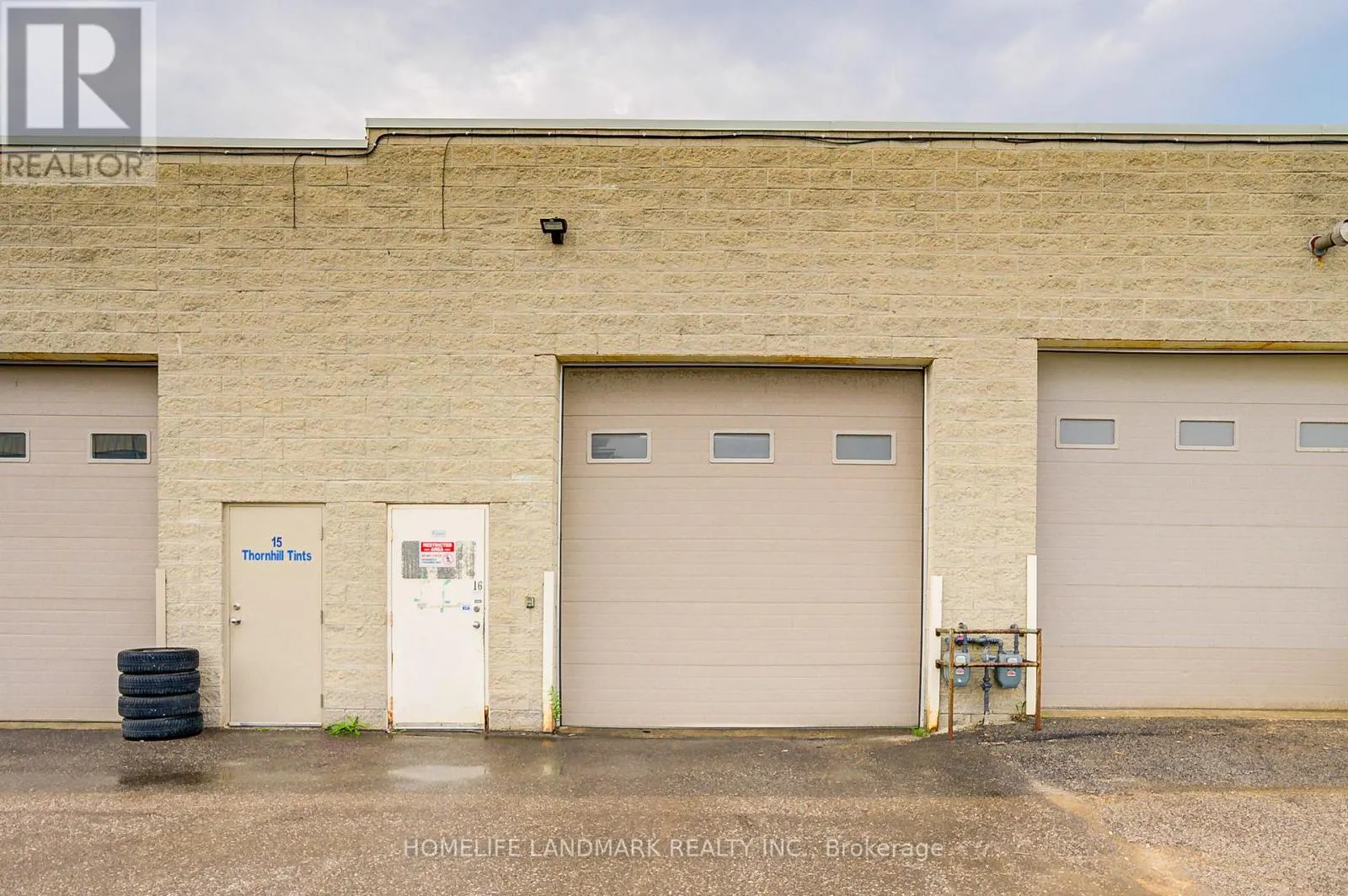 16 - 346 NEWKIRK ROAD