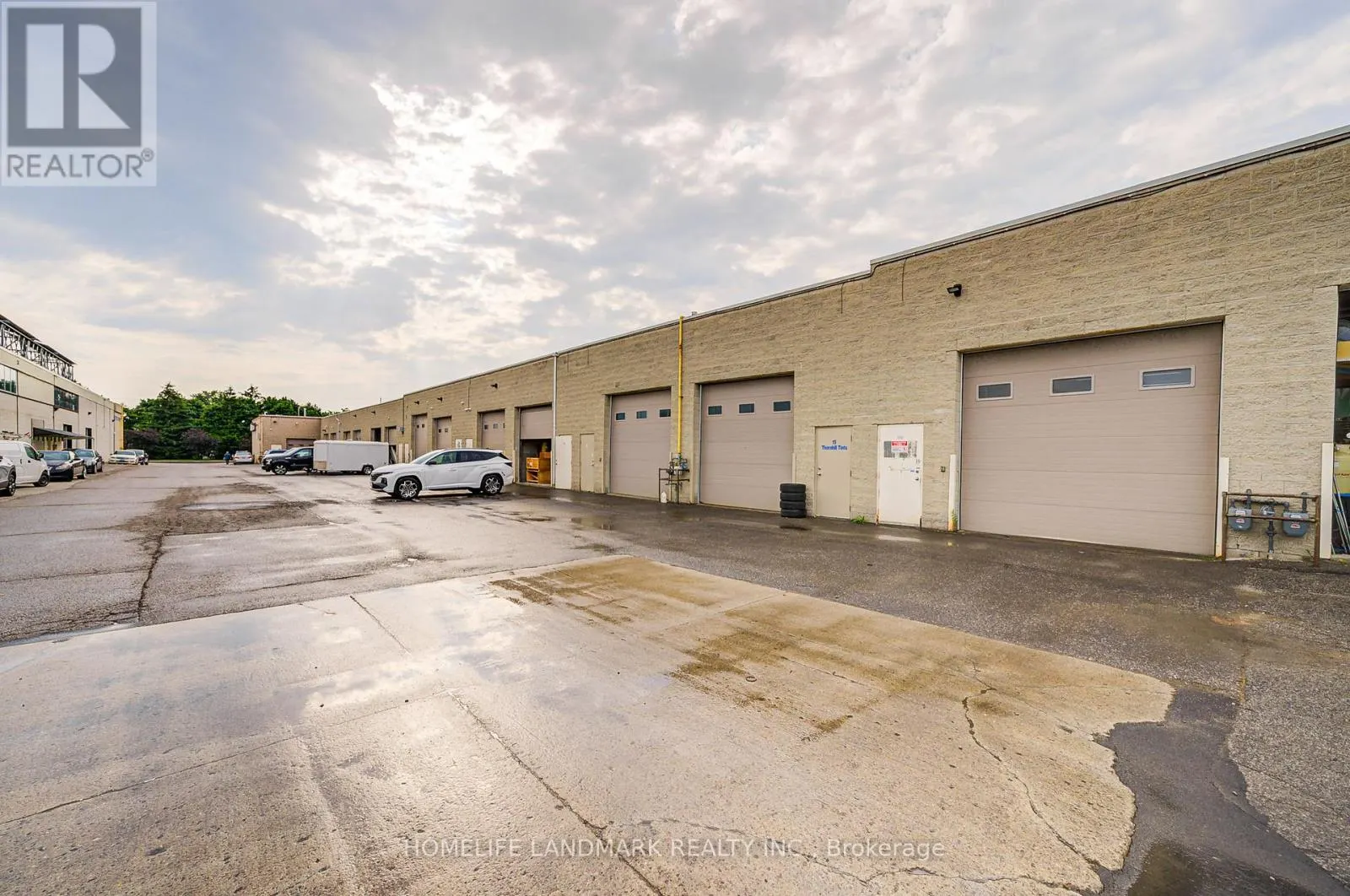 16 - 346 NEWKIRK ROAD